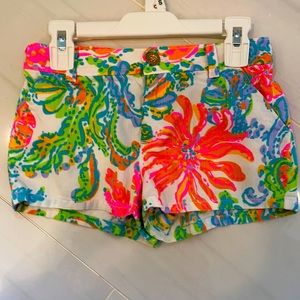 Lily Pulitzer shorts outfit